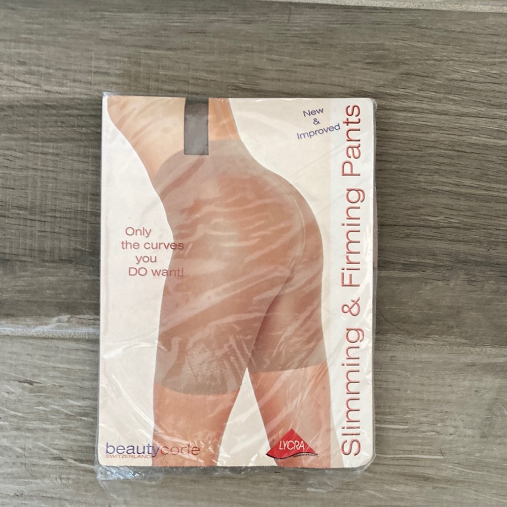New Beautycode Switzerland Plus Size 20/24 slimming and firming pantyhose